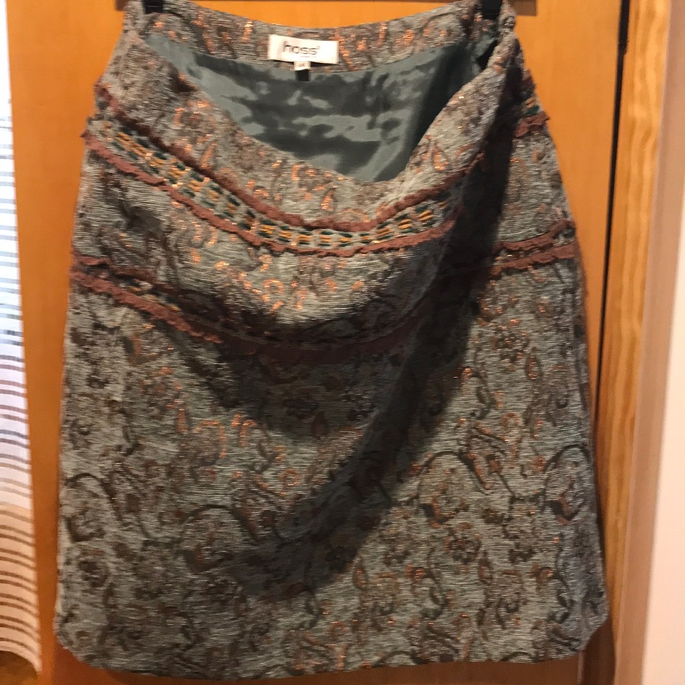 Skirt